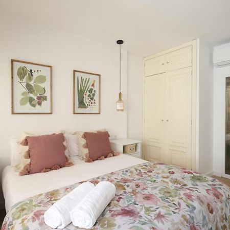 Florit Flats - The Apolo Apartment Valencie Exteriér fotografie